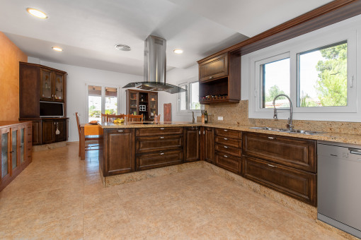 Spacious Kitchen
