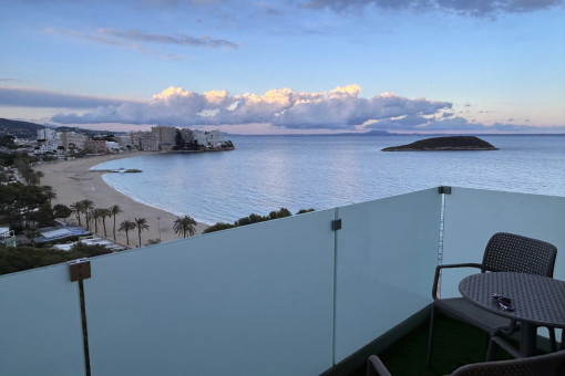 Balcony with sea view