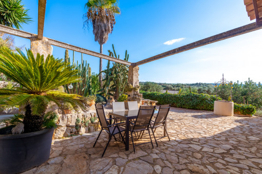 Rural finca near Manacor with terraces on all sides for all-day sun