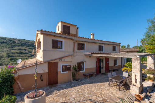 |renovated-finca-manacor-mallorca-buy.jpg