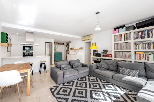 Living room-kitchen