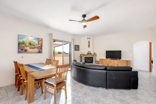 Living and dining area