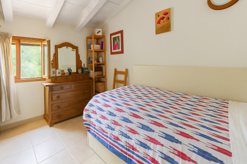 Second bedroom of the lower apartment