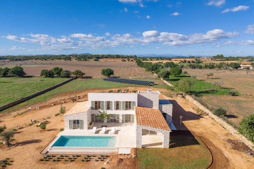 Modern finca