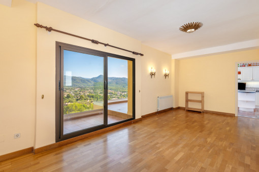 Access to another terrace