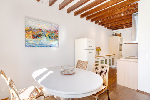 Dining area adjoining the kitchen