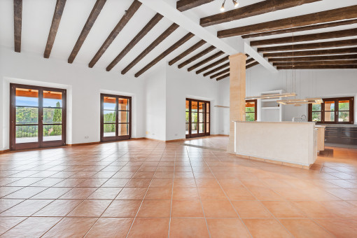 Living and dining areafinca-son-macia-bergblick-ruhe-5