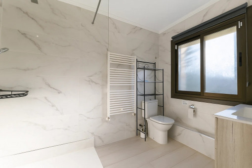 Bathroom of the second double bedroom