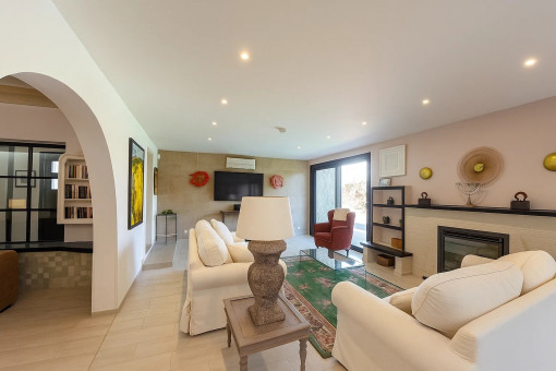 Living room with fireplace