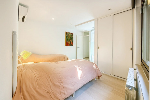 Second en-suite bedroom