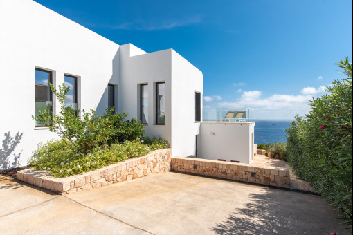 Parking space in front of the house