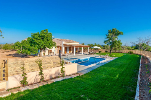 Finca in Sant Llorenç available for long-term rental with garden and saltwater pool