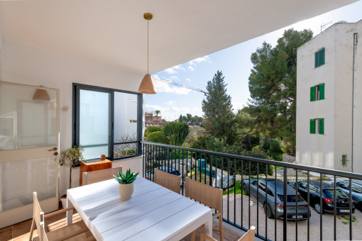 Spacious covered terrace