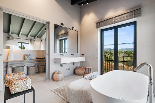 Bathroom with bathtub