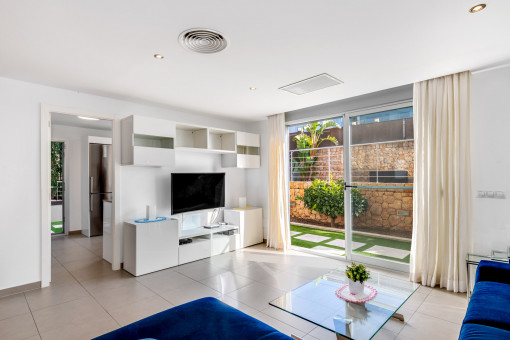 living area with exit to the poolterrace