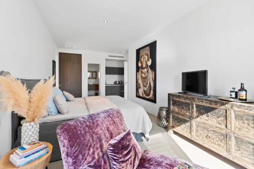 Separate apartment with small kitchen