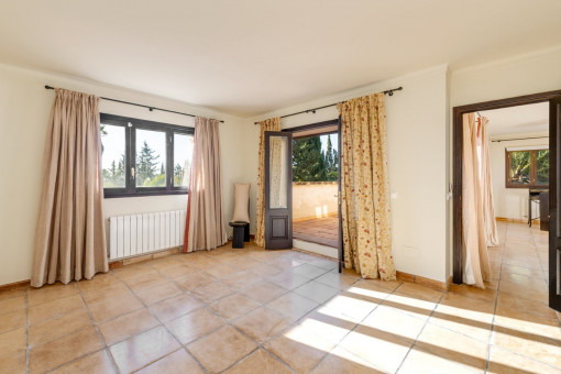 Master-bedroom with 30 sqm terrace