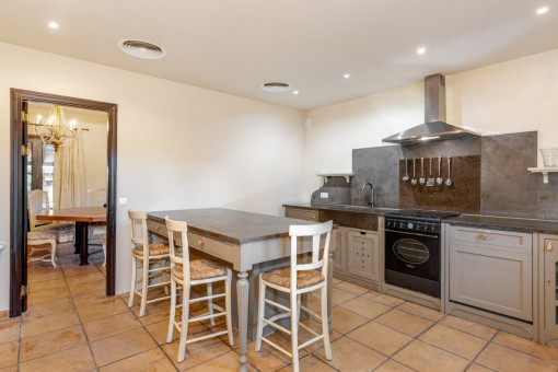Modern kitchen with breakfast table