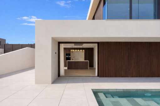 Terrace with view towards the kitchen