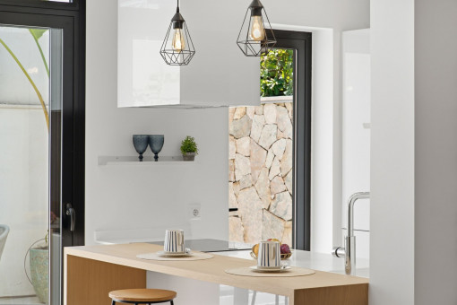 Large open-plan kitchen 