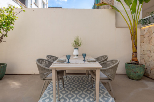 Outdoor area 