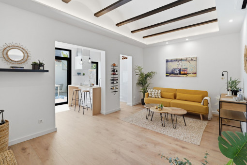 Beautiful vaulted ceiling 