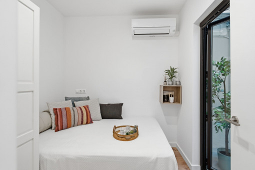 Second bedroom 