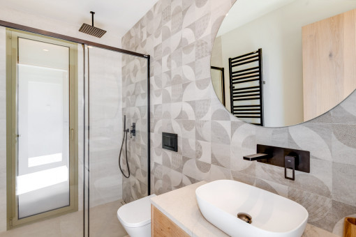 Ground floor bathroom