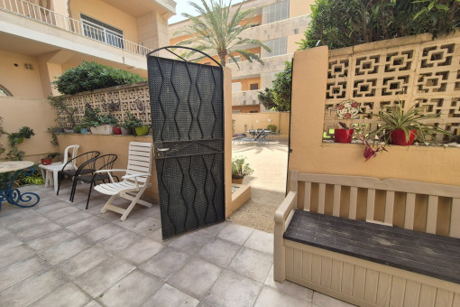 Direct acces to the community pool area