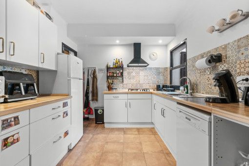 Kitchen in the main apartment