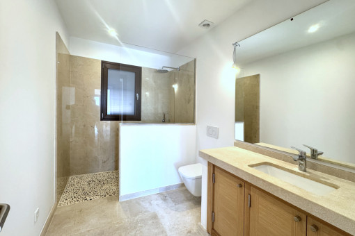 Finca Llucmajor Bathroom