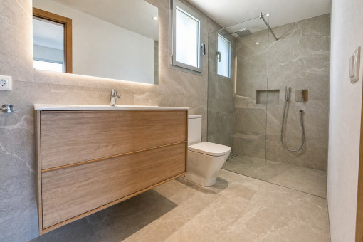 Bathroom of the second bedroom