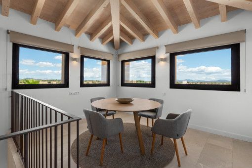 Tower room with unobstructed panoramic views