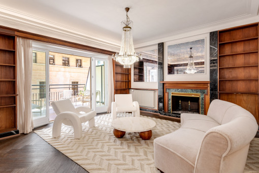 Fireplace lounge