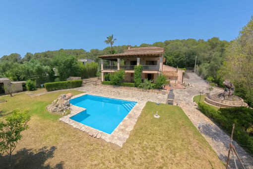 House with pool and garden view