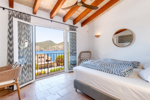 One of the 4 bedrooms