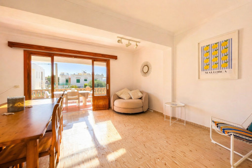 Living and dining area