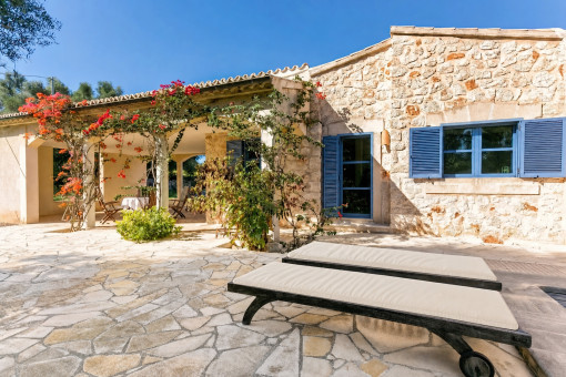Spacious sun terrace