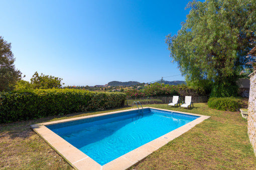 Private pool