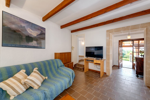 Second living area
