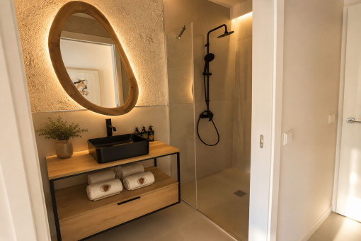 Bathroom of the second bedroom