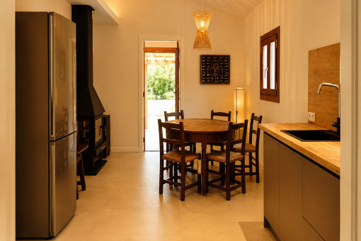 Dining area with chimney