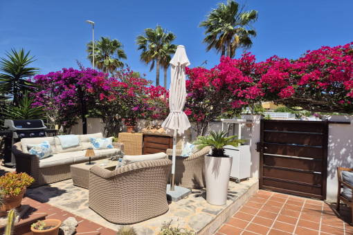 Outdoor lounge and barbecue area