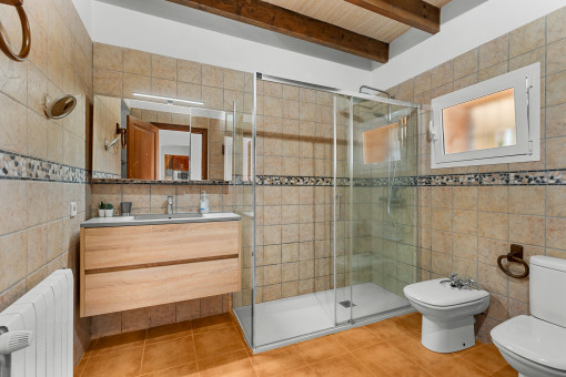 Bathroom on the ground floor
