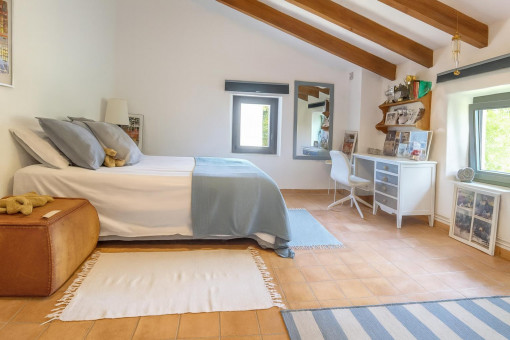 Cozy bright upper floor bedroom