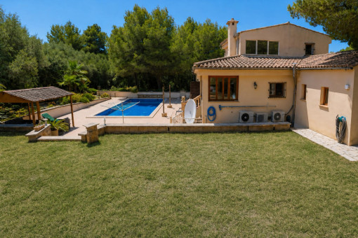 Garden view with extensive lawn areas