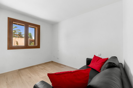 Second bedroom