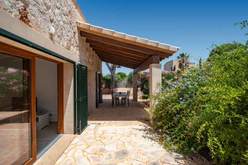 Open terrace with direct access to the living room