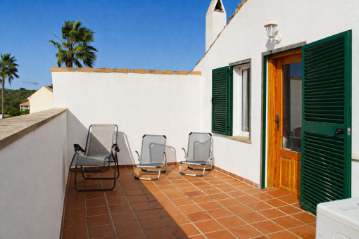 Terrace on the upper floor in front of the granny flat