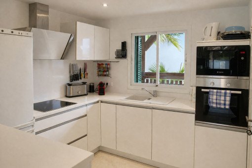 Fully equipped kitchen